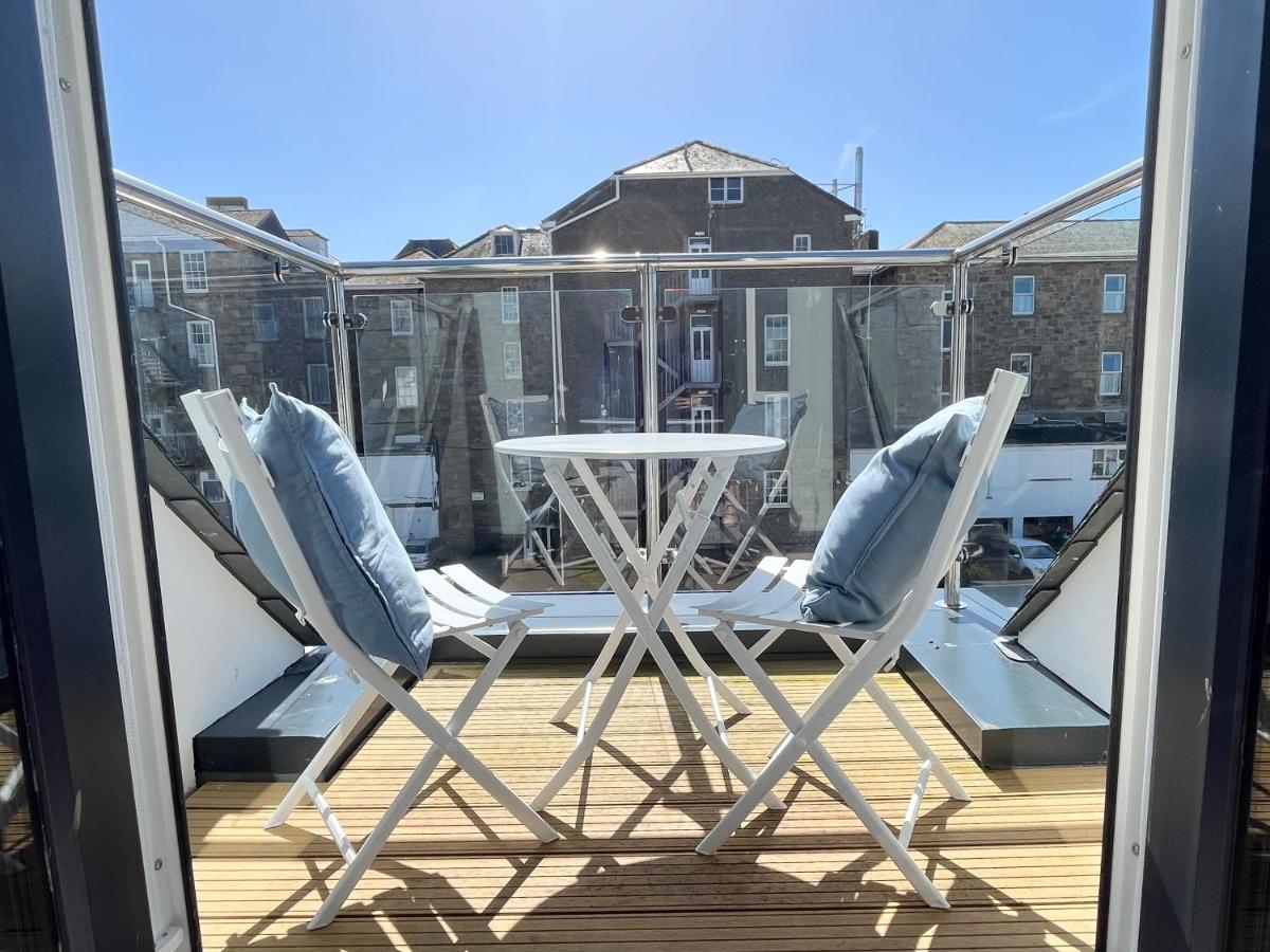 Exceptional 3 Bedroom Home In Penzance~New~Seaside Esterno foto