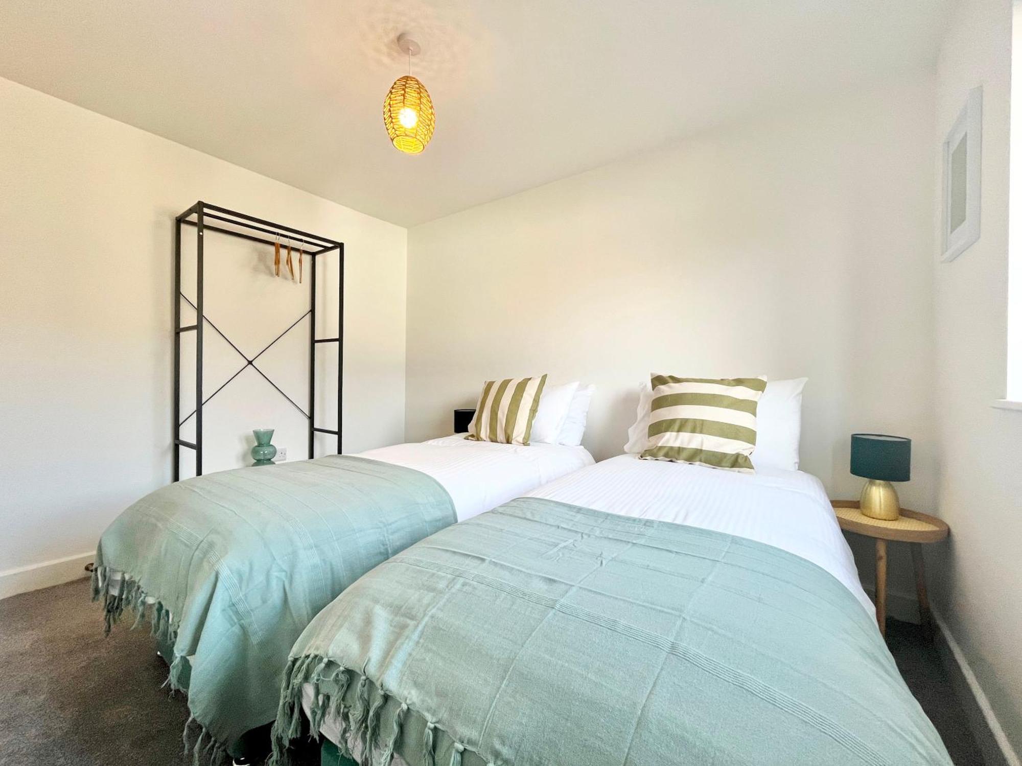 Exceptional 3 Bedroom Home In Penzance~New~Seaside Esterno foto